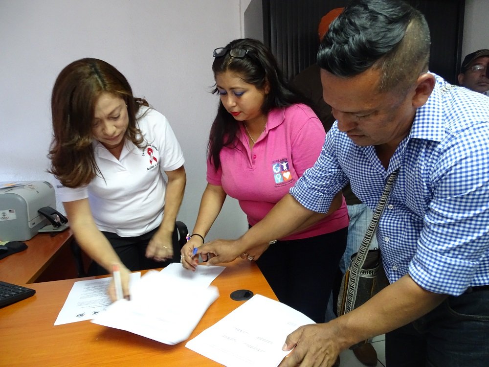 Tejen redes de colaboración