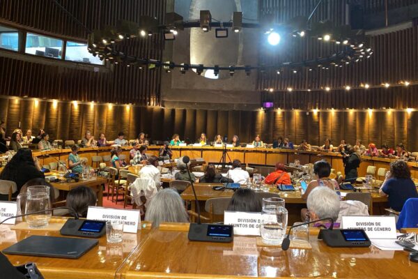 La voz de las mujeres con VIH en los espacios de decisión regional