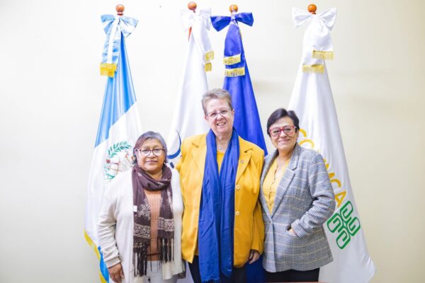 ICW Guatemala: Reunión clave para avanzar en derechos y erradicar la violencia hacia mujeres jóvenes con VIH